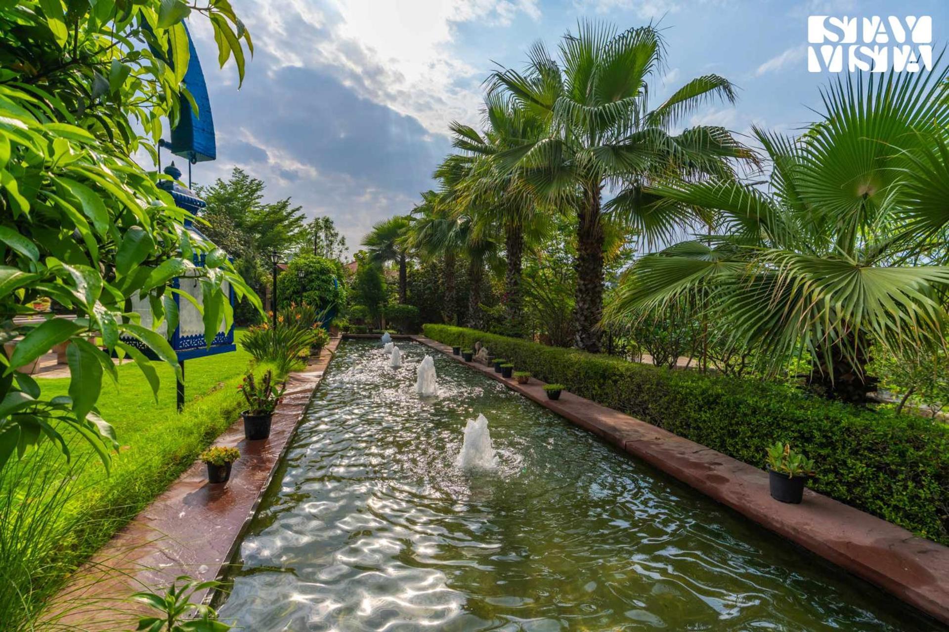 Stayvista At Maple Farms With Pool, Bbq & Bonfire Sohna Bagian luar foto